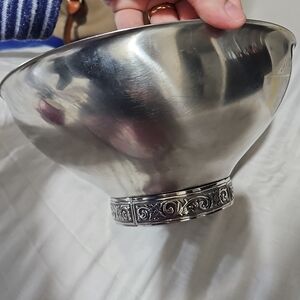 Vintage Silver Tone Decorative Bowl w/ Floral Engraved Base – Elegant Serving Di